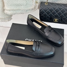 Chanel Low Shoes